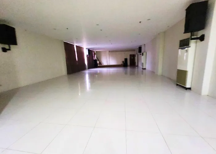 Dlt Cebu Powered By Cocotel 3*